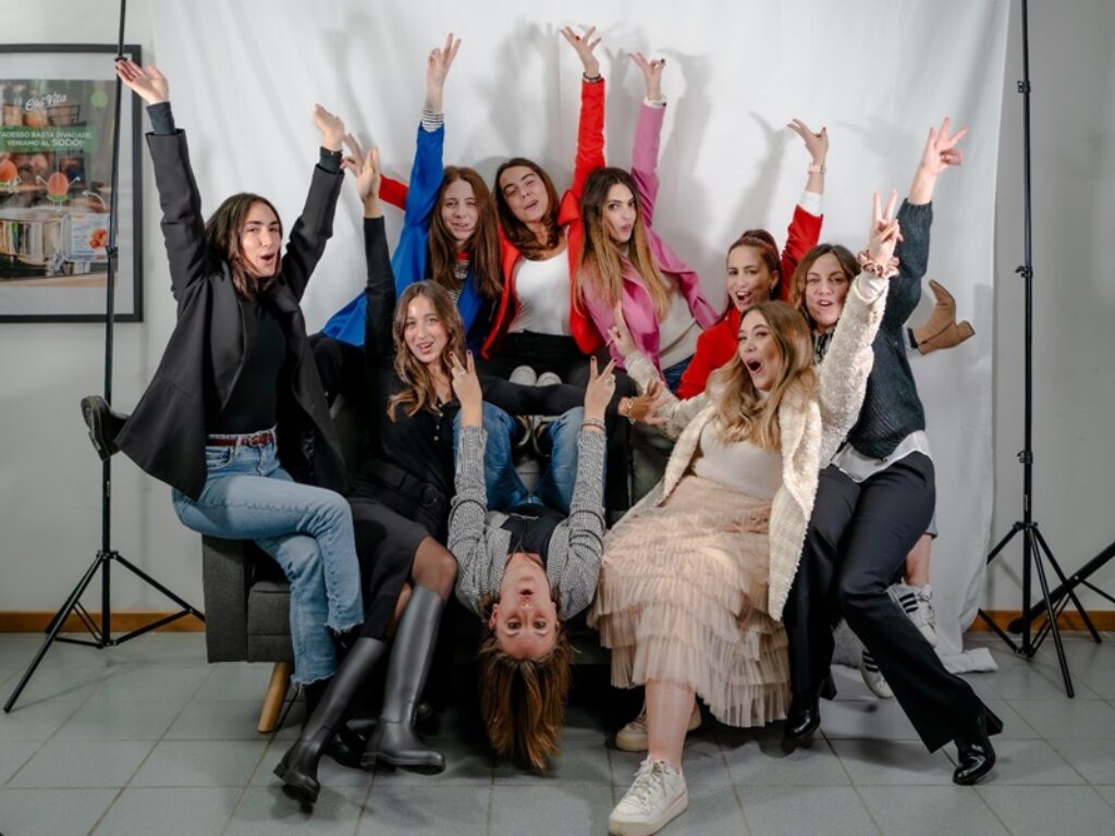 Beside agency team femminile