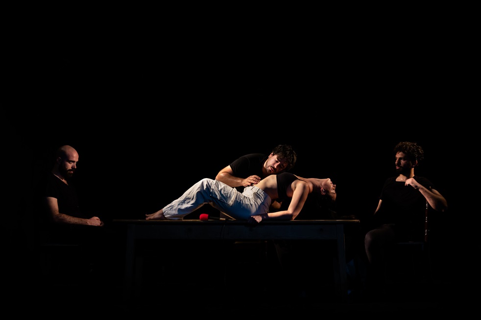 carne di uomo e di balena