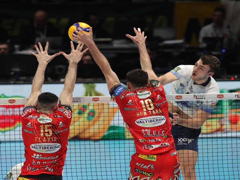 volley finale perugia monza