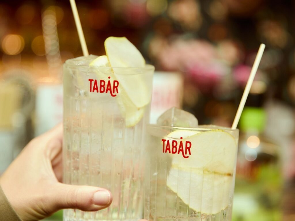 Cocktail Tabar Pera & Tonic
