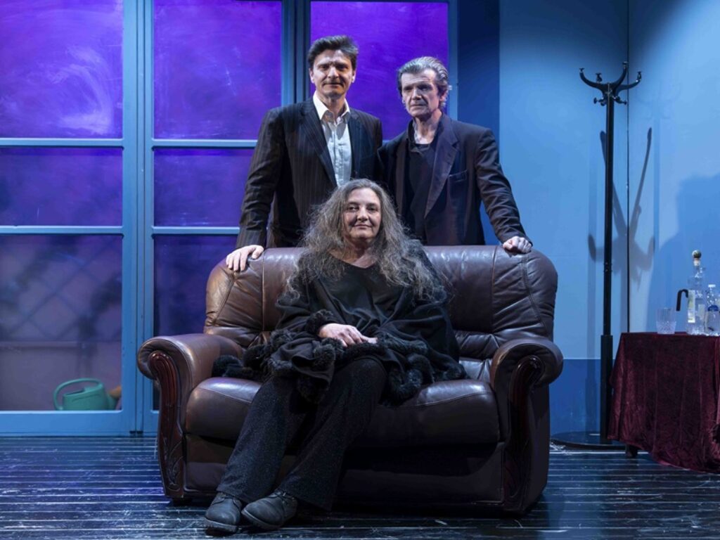 l'onorevole il poeta e la signora