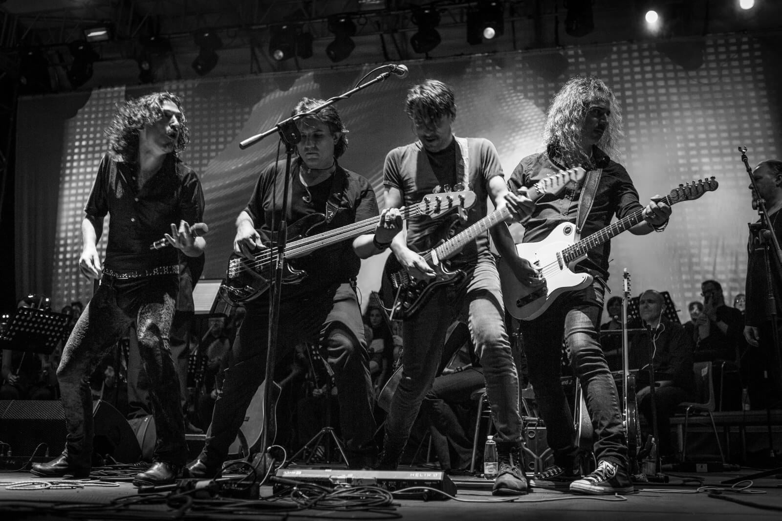 the wall live orchestra