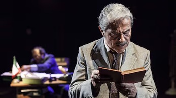 Un borghese piccolo piccolo