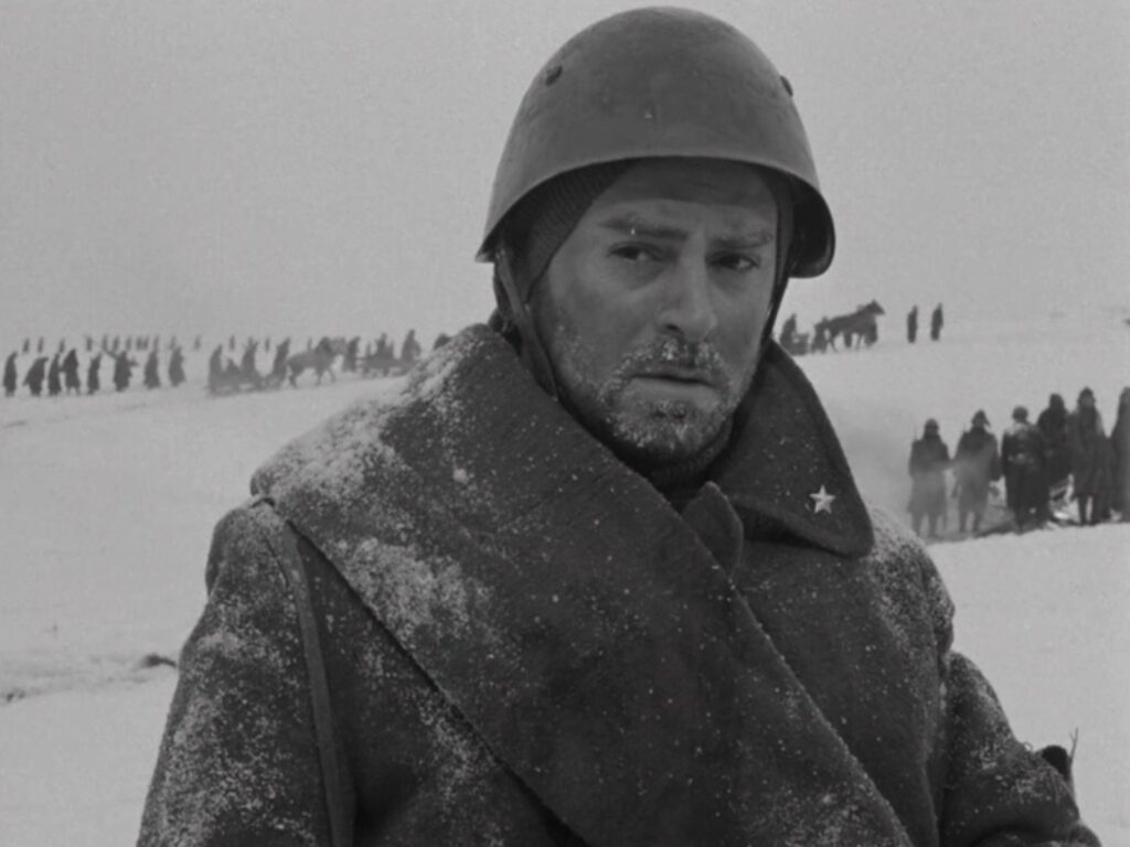 italiani brava gente trama film