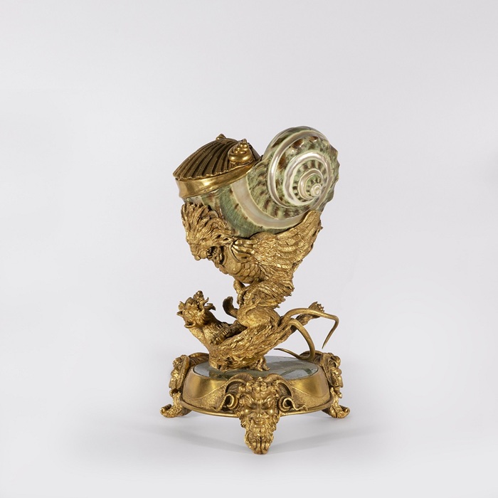 Naturalia et Mirabilia