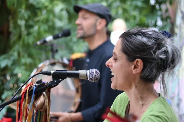 menestrella femminista