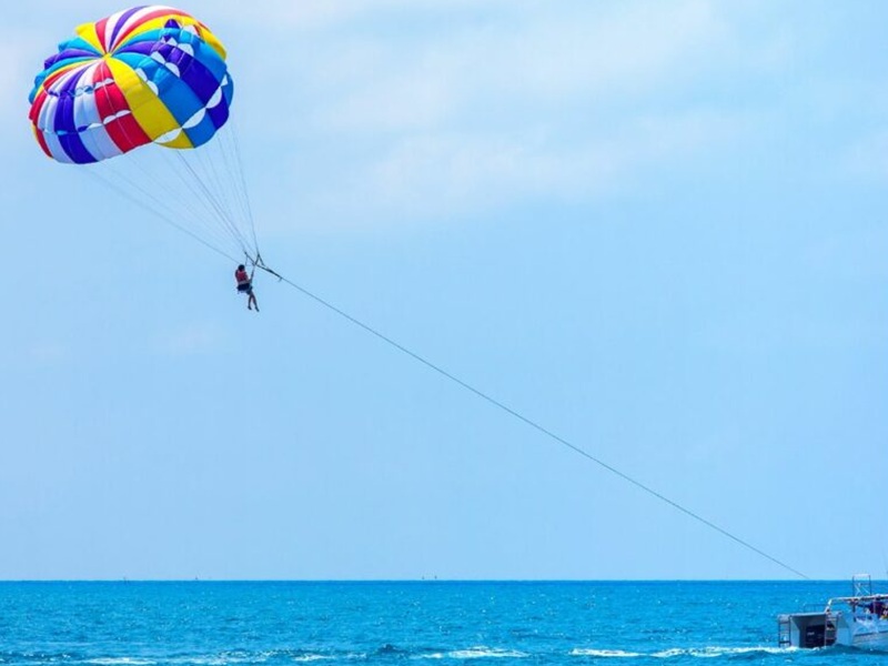 Tijana Radonjic budva montenegro parasailing