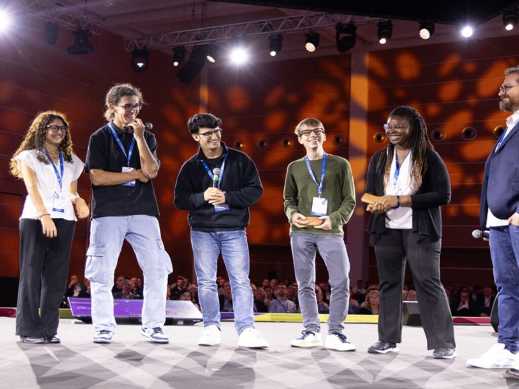 var group hackathon24