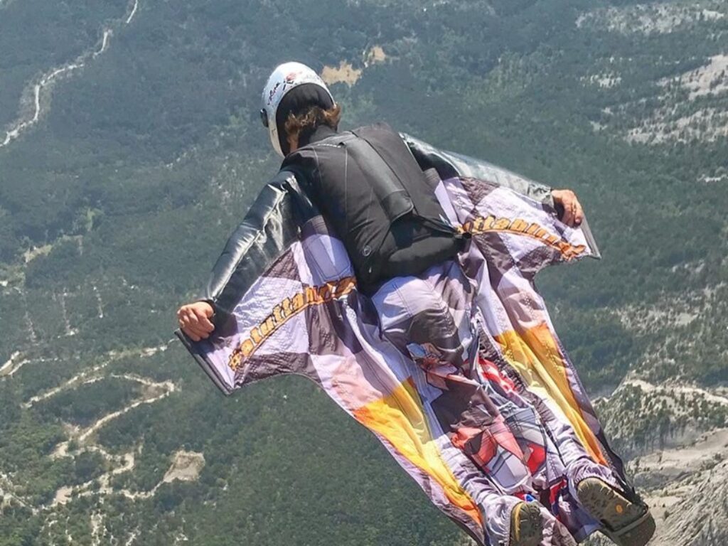 base jumper