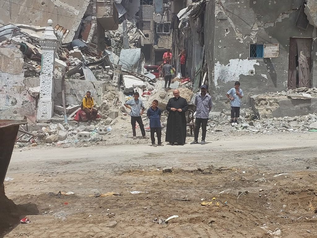 gaza padre romanelli