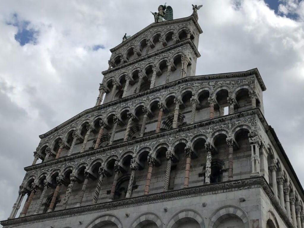 lucca