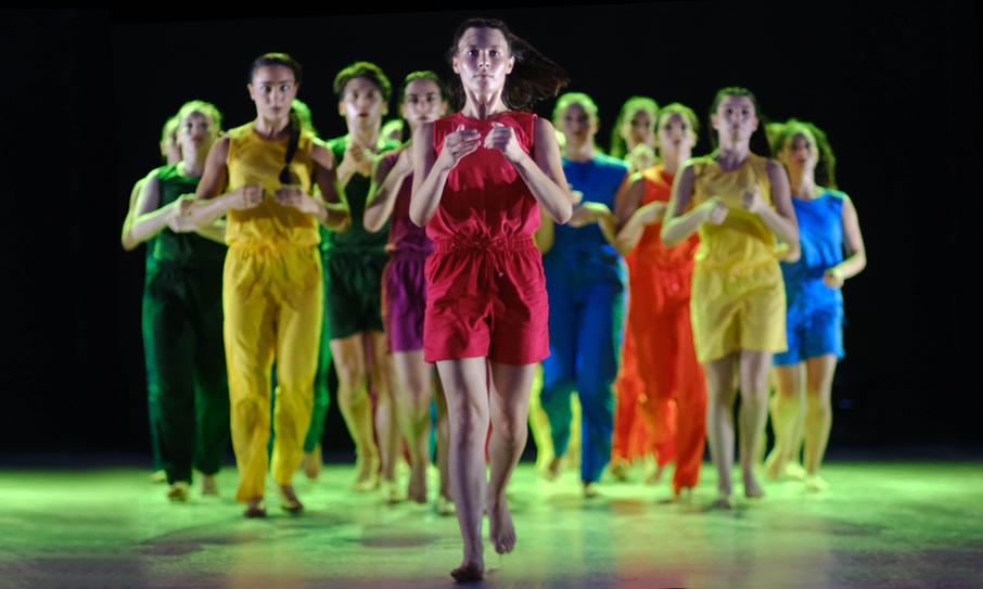 DANCESCREEN IN THE LAND