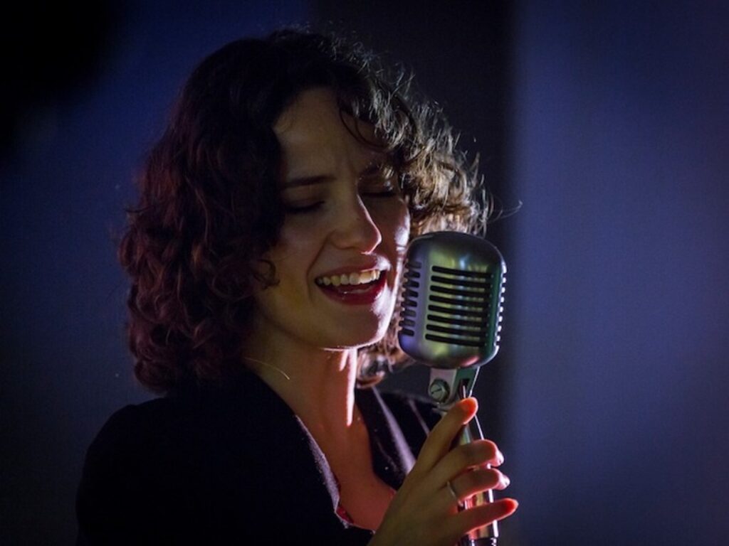 Il rito del jazz La cantante Cecilia Carta