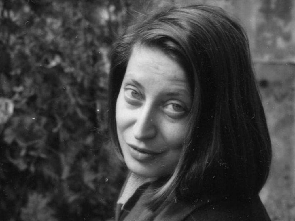 patrizia cavalli le mie poesie non cambieranno il mondo