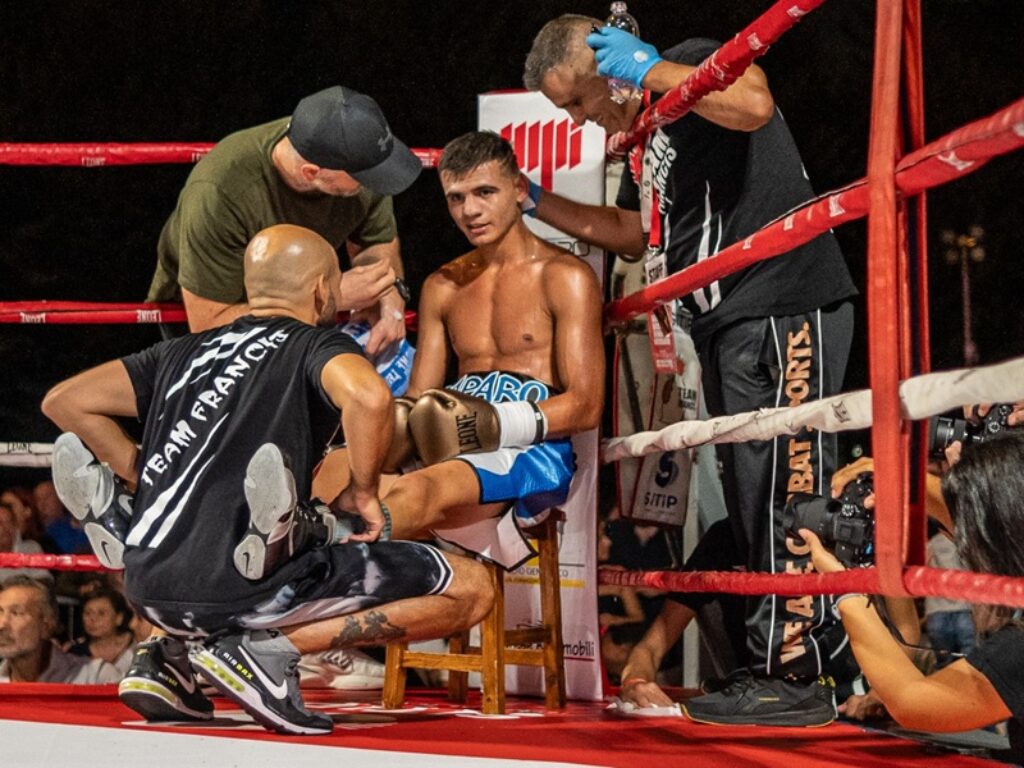 Francis Rizzo all'angolo di Francesco Paparo