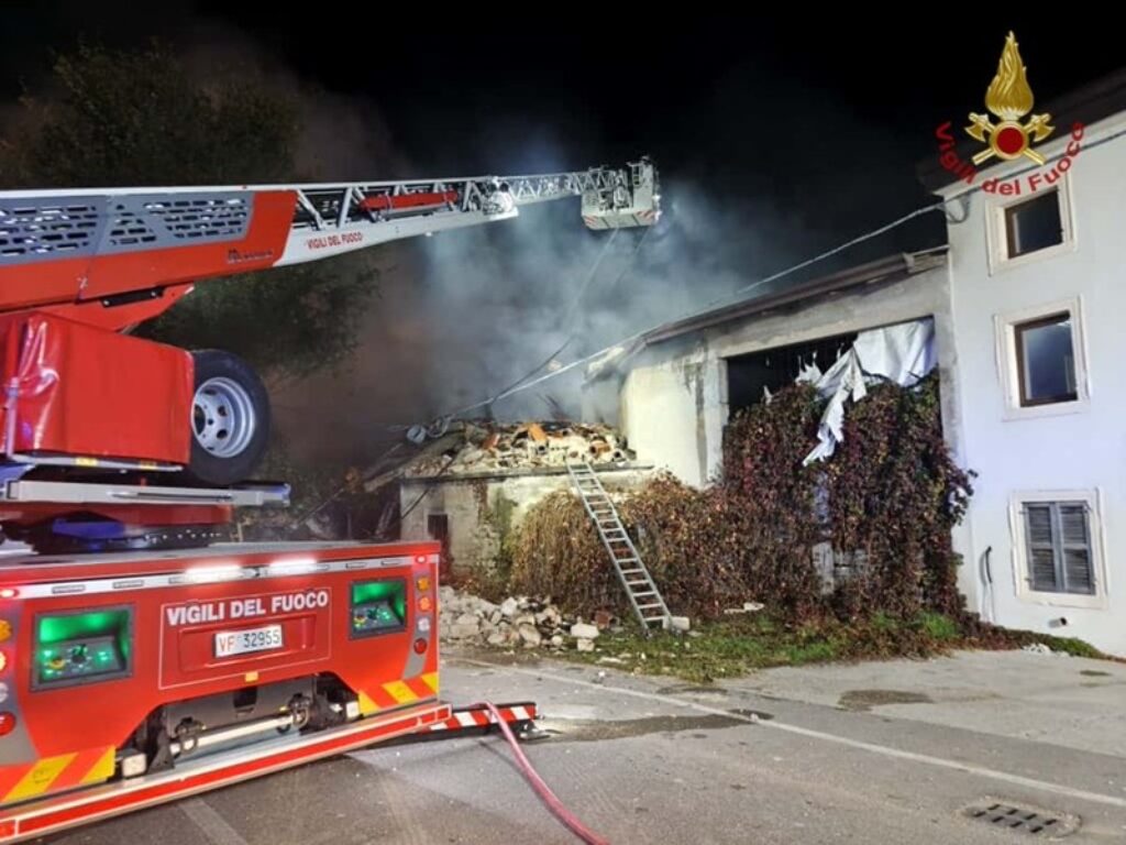 castel d'azzano verona esplosione