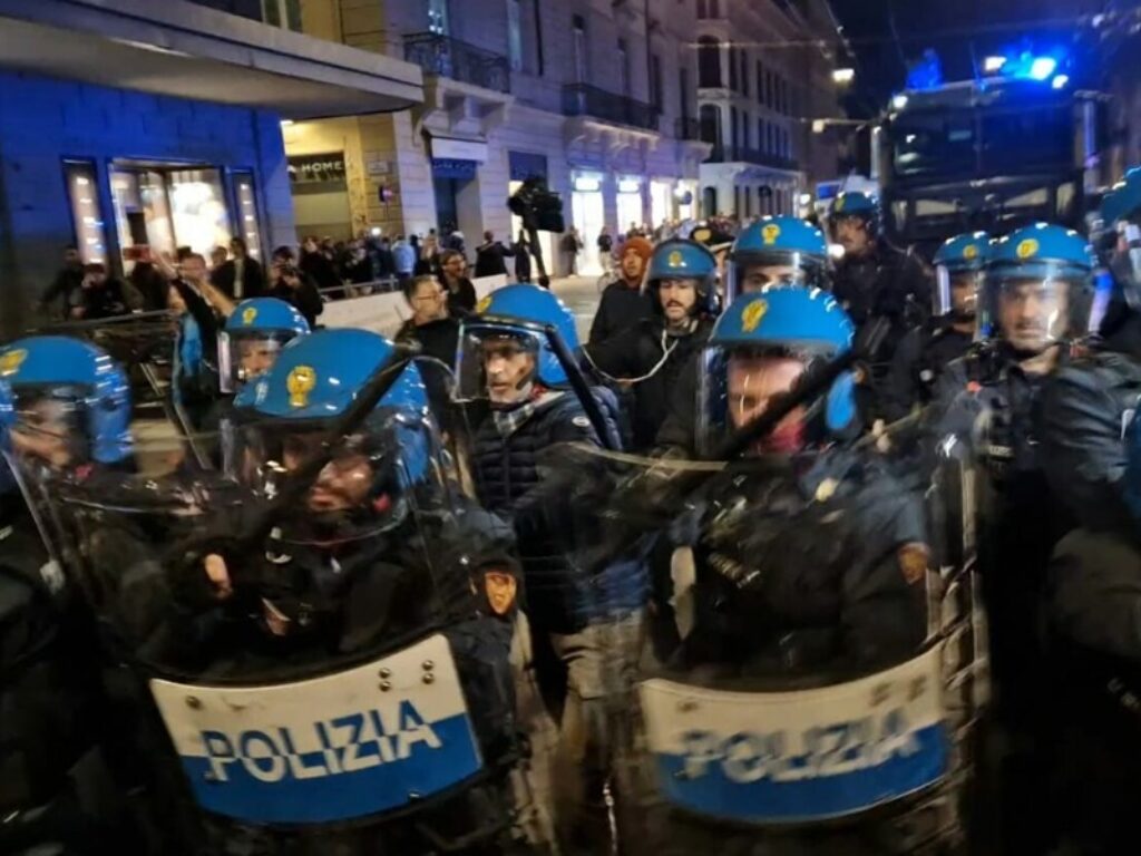 polizia 7 ottobre bologna