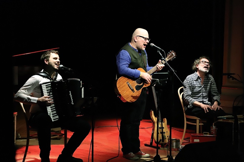 trio di Alessio Lega ed Enrico Intra