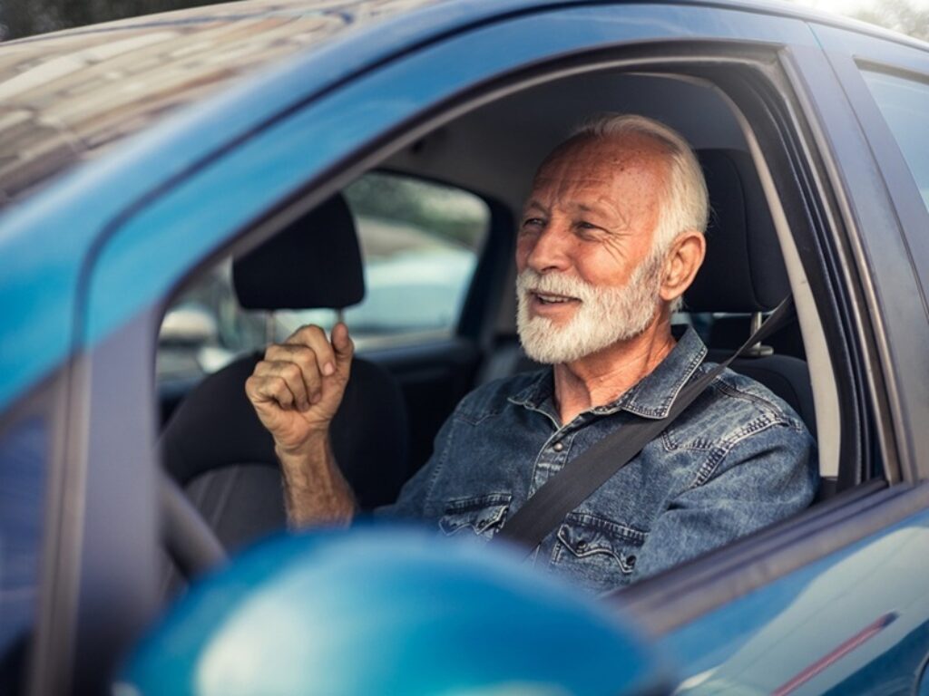 automobilisti anziani