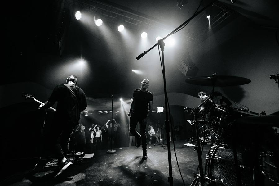 Humana live Teartro Centrale