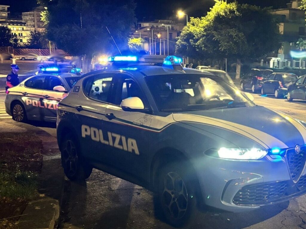 poliziotto torre del greco