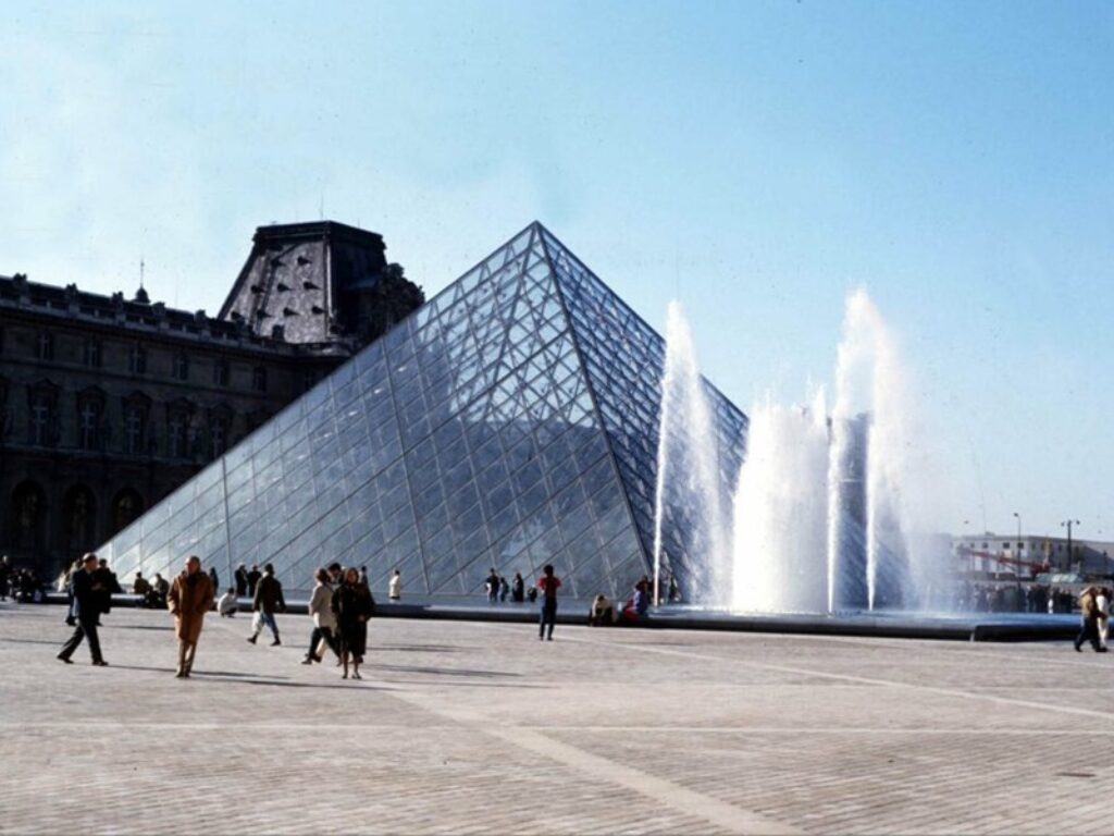 louvre