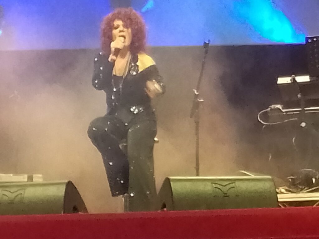 manuela villa sul palco