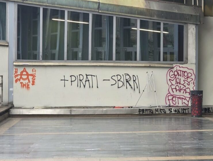scritte università