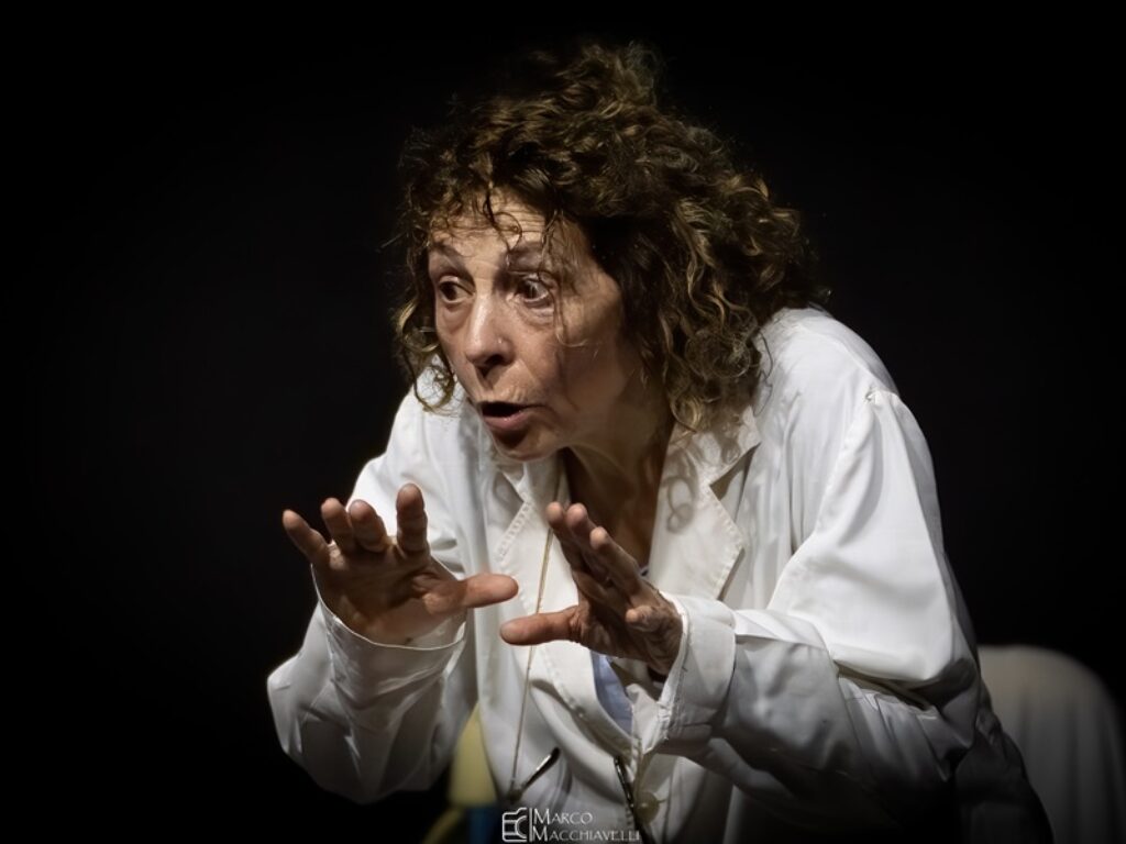 cloris brosca hostages