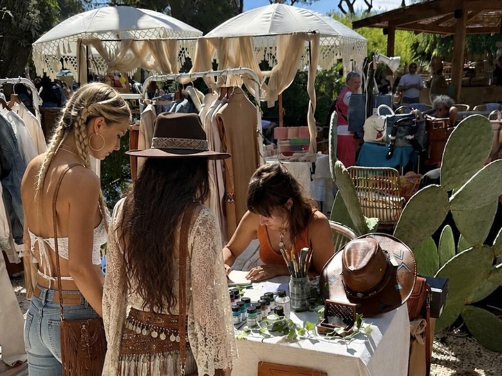 HIPPIE MARKET