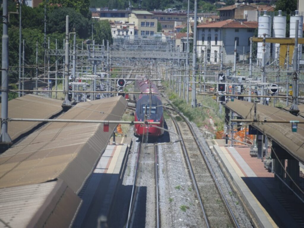 linea ferroviaria