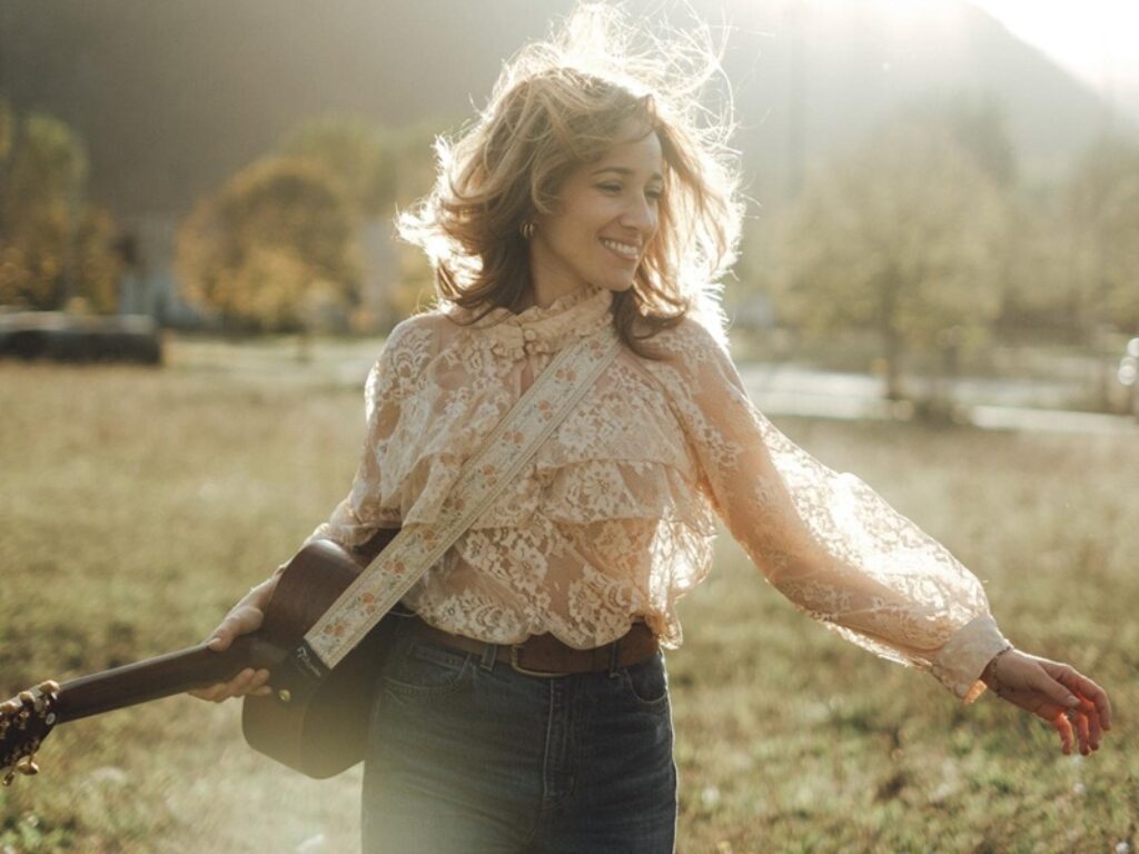 Antonia Perlonardi cantante