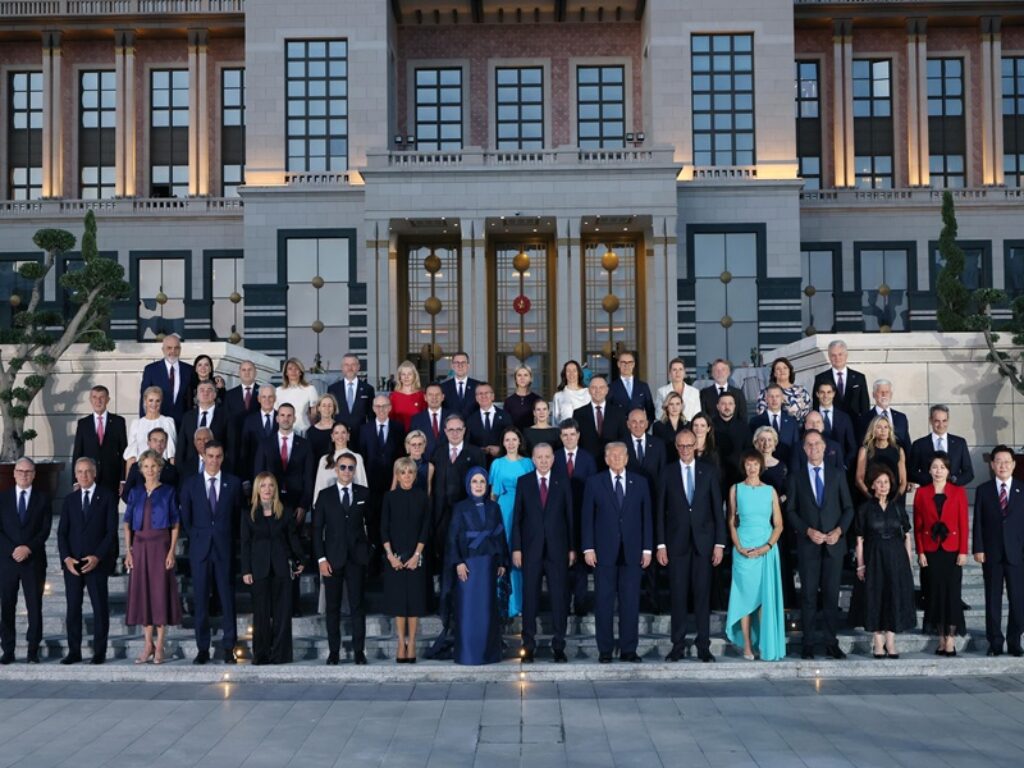 leader nato
