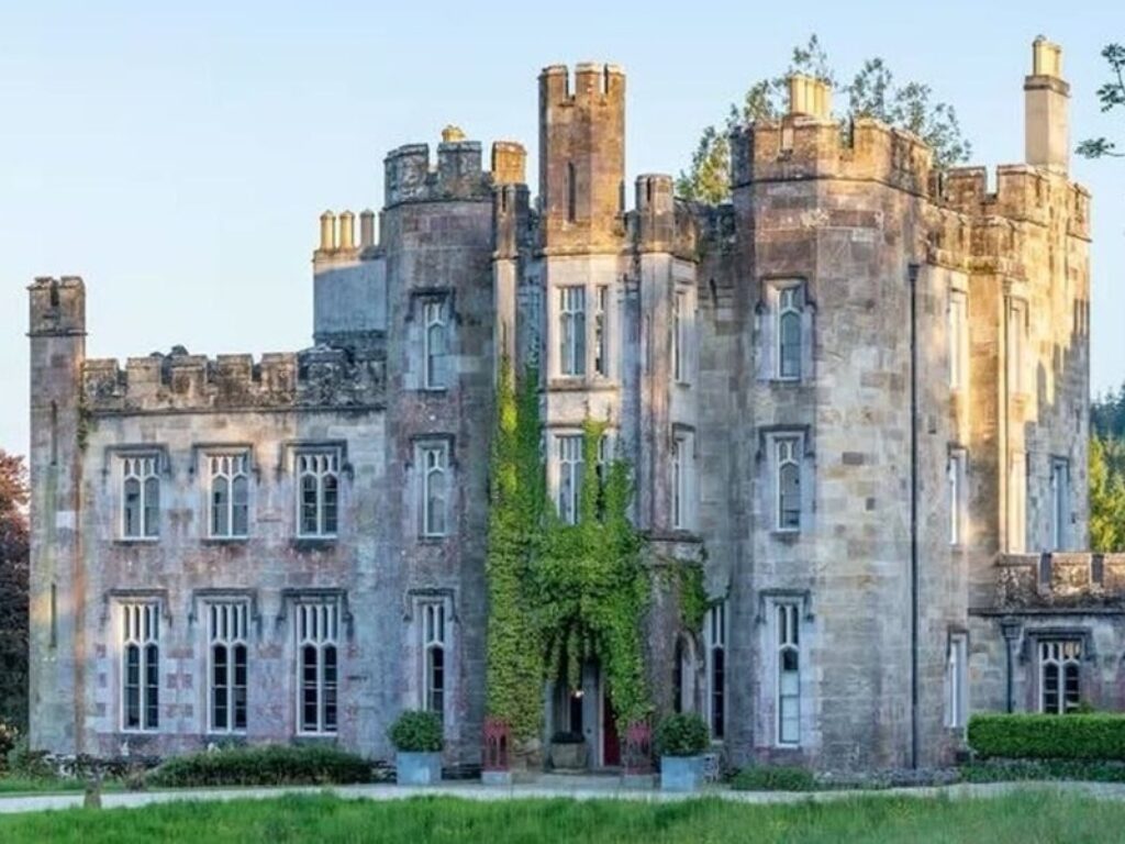 Si trova in Irlanda