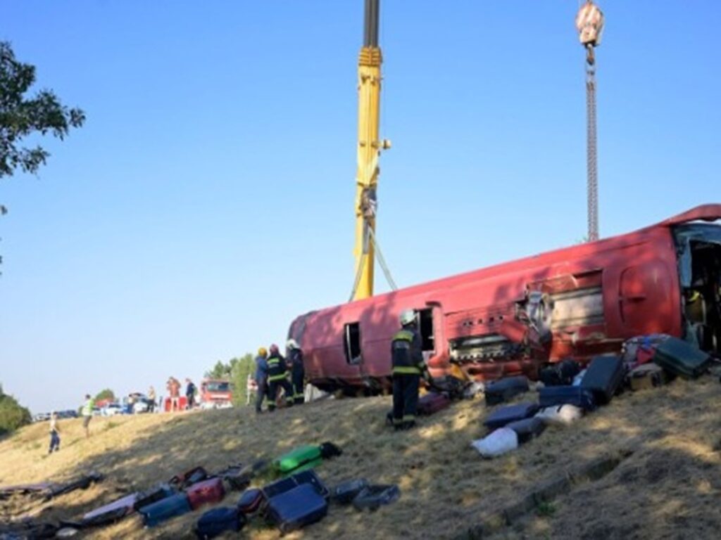 incidente autobus ungheria