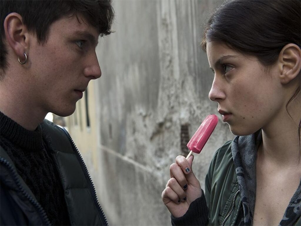 la ragazza ha volato film trama