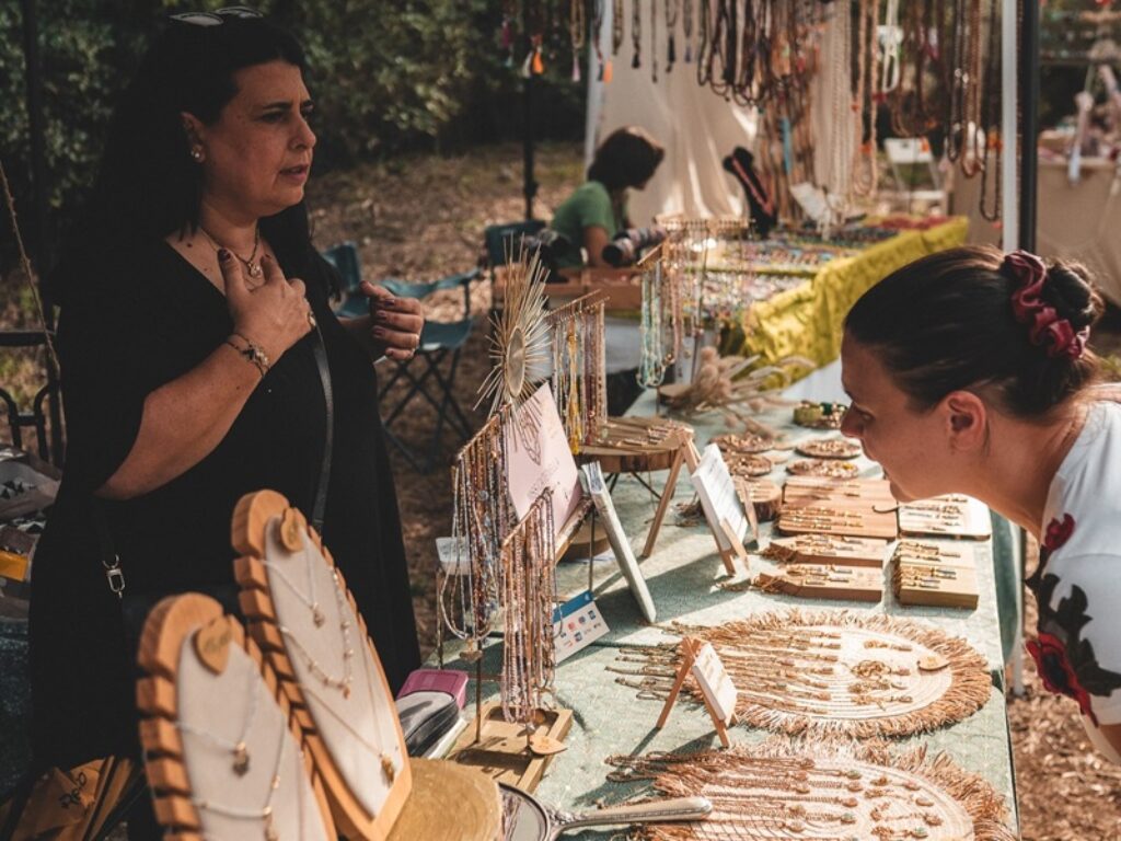 Bonfire Market
