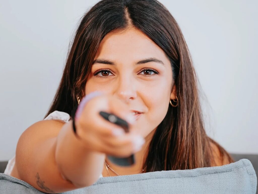 call me laura