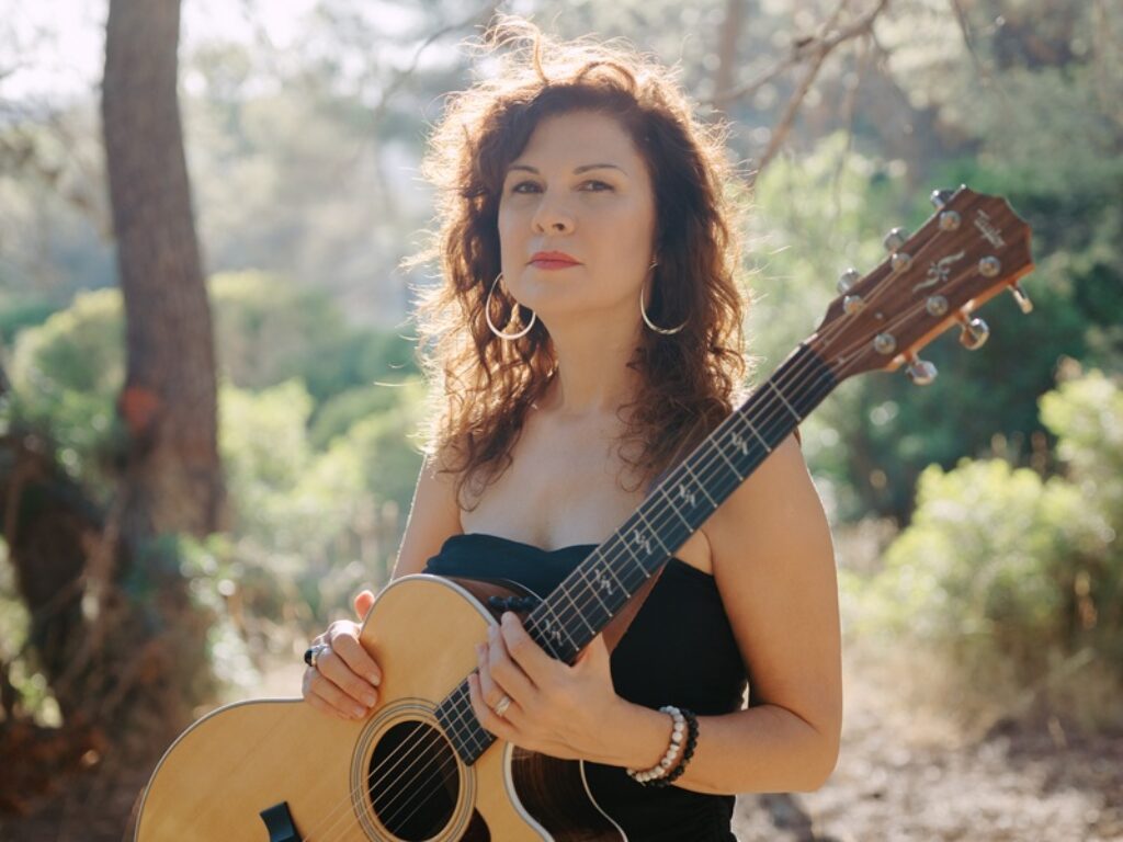 elena ley cantante